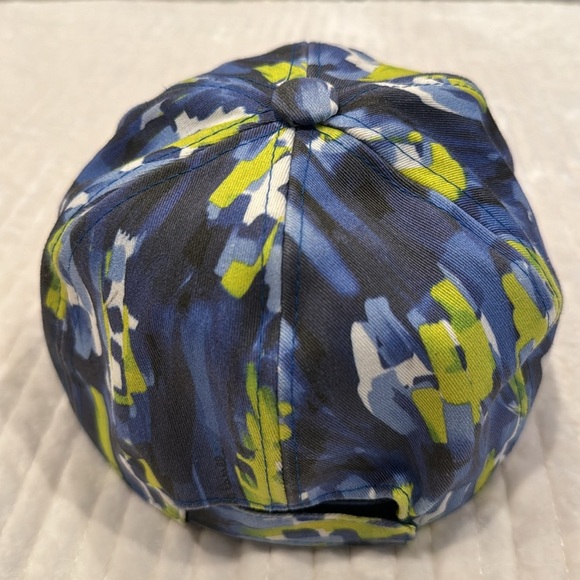 Roberto Cavalli Cap Size 55 - Picture 3 of 6